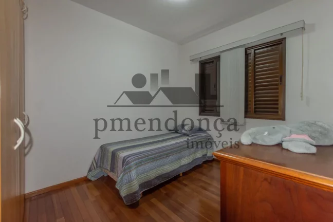 Imagem Apartamento em Pinheiros com 3 quartos( 1 sui­te ) e 2 vagas, 95m²