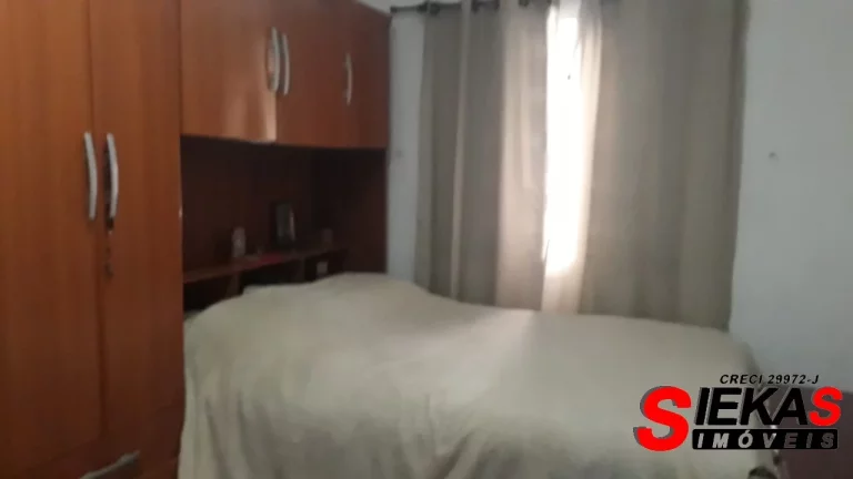 Imagem Casa à venda em São Paulo-SP, na Vila Carrao: 3 quartos, 1 sala, 2 vagas de garagem, 200m² de área!
