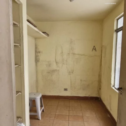 Foto do imóvel: Casa confortável de 2 dormitórios, 2 banheiros, sala para dois ambientes, com entrada lateral e va...