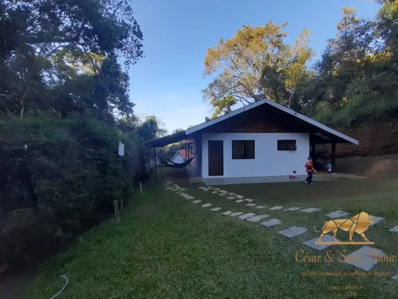 Imagem Casa em Condomínio em Campos do Jordão com lindo quintal!