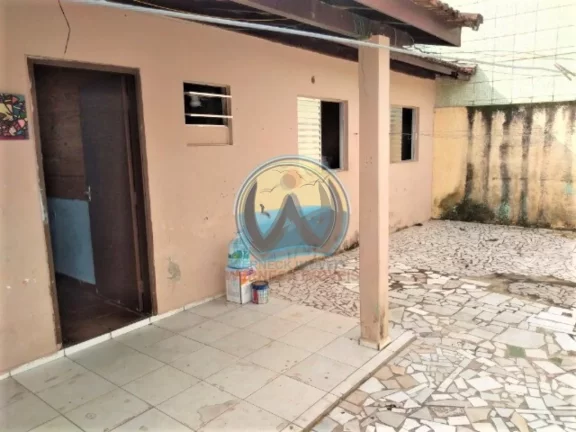 Imagem Imperdível: Casa à venda em Ubatuba-SP, bairro Silop, 2 quartos, 1 sala, 1 banheiro, 80m² de área!