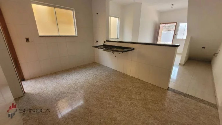 Imagem Casa com 2 dormitórios à venda, 85 m² por R$ 420.000,00 - Mirim - Praia Grande/SP