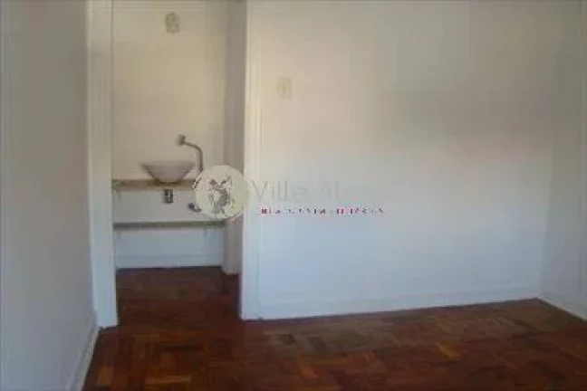 Imagem Casa de esquina a venda em Santos