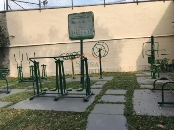 Imagem Apartamento com 75m², 2 dormitórios, 2 banheiros, sala ampla com dois ambientes, cozinha e lavande...