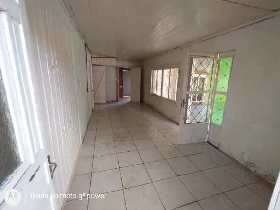 Imagem Casa de alvenaria com 2 quartos e terreno de 360m² com escritura em Parobé