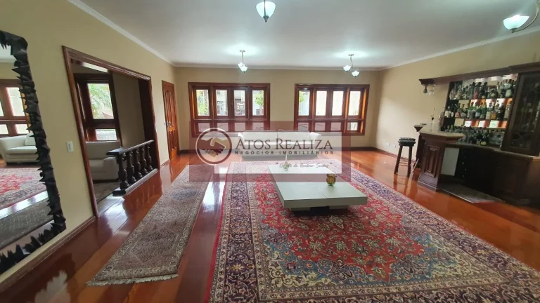 Imagem Casa a Venda no BOLSÃO Por R$ 2.600.000,00 IPTU R$ 1.900.00 - Bolsão Residencial de Interlagos Área construída 500m2, Terreno 580m2 (14,5x40m), - Vista permanente para a represa Guarapiranga, - Sal