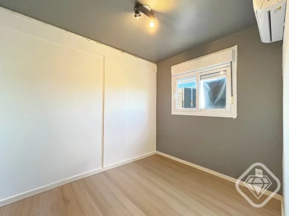 Imagem Apartamento 2 dormitórios - Bairro Teresópolis

Brilhante Imóveis apresenta este charmoso apartam...