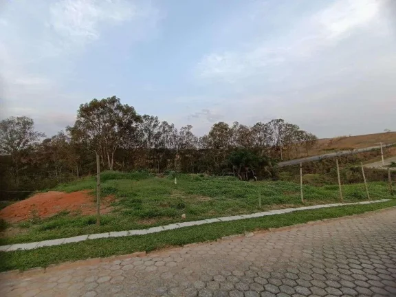 Imagem Qualidade de Vida e Oportunidade: Lote de 1000m2 em Condomínio Fechado no Marino Ceolin