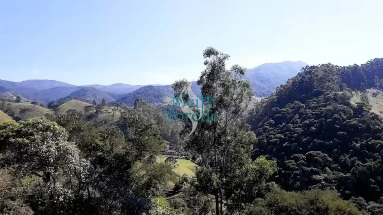Imagem Casa e Terreno à venda em São José dos Campos/SP.