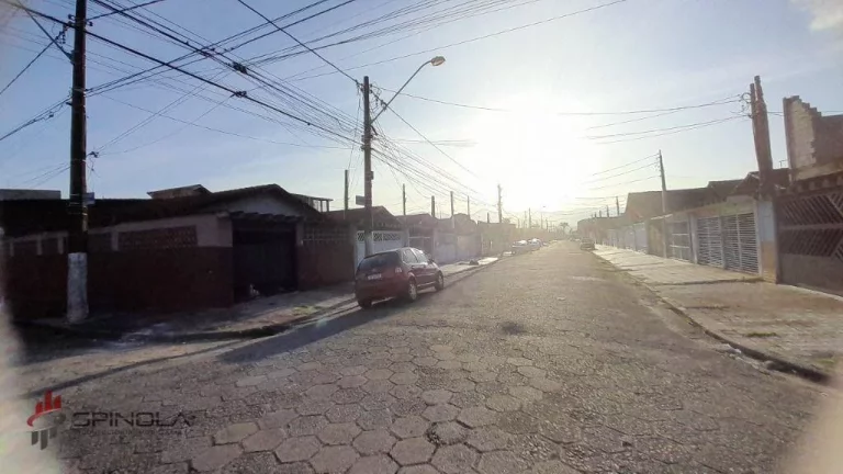 Imagem Sobrado com 5 dormitórios à venda, 346 m² por R$ 950.000,00 - Mirim - Praia Grande/SP