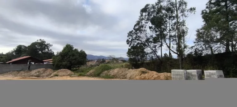 Imagem Terreno à Venda em Capivari de Baixo SC  250m²