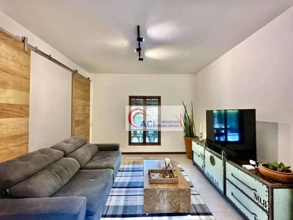 Imagem Casa com 3 Quartos à Venda, 355 m² em Chácara Dos Lagos - Carapicuíba