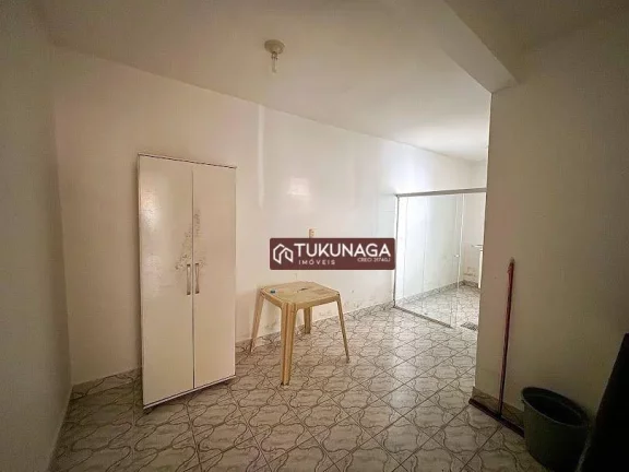Imagem Sobrado com 3 quartos para alugar, 74 m² por R$ 3.148/mês - Cidade Brasil - Guarulhos/SP