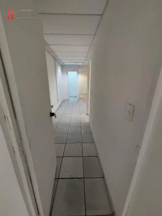 Imagem LOJÃO COM 220M ² NA PRINCIPAL AVENIDA DE CAXIAS