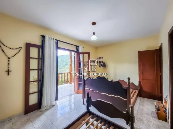 Imagem Casa à venda, 215 m² por R$ 1.300.000,00 - Albuquerque - Teresópolis/RJ