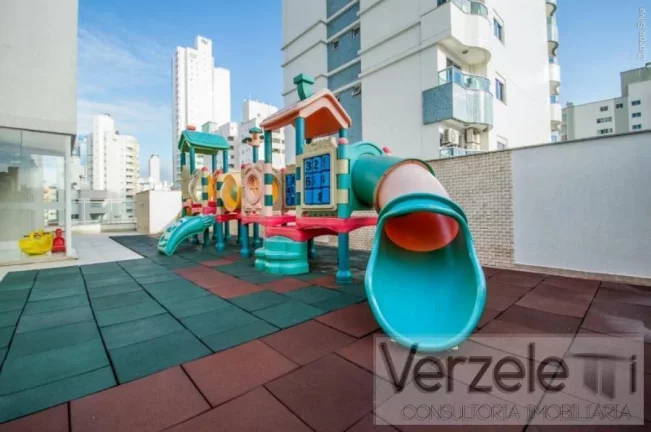 Imagem Apartamento 3 dormitórios para Venda em Balneário Camboriú / SC no bairro Centro