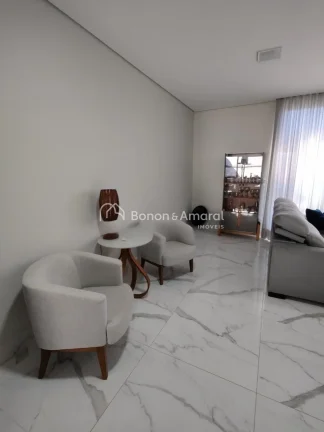 Imagem Com 253 m² bem distribuídos, esta casa no Condomínio Madre Maria Villac oferece conforto, moderni...
