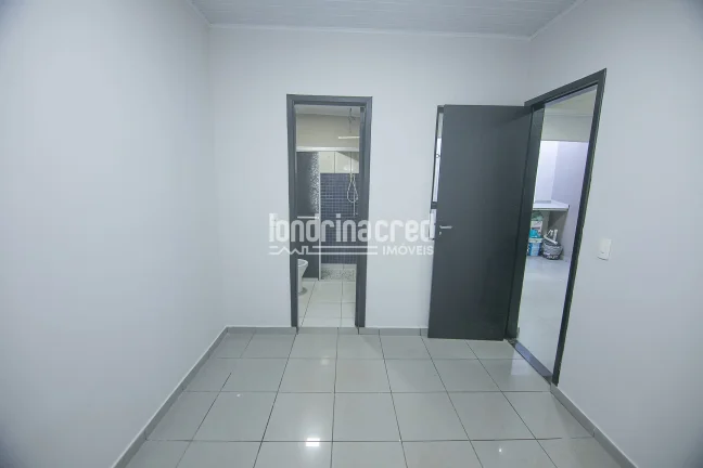 Imagem Excelente Sobrado Geminado à Venda na Parte Alta do Bairro: 4 Dormitórios, Espaço Gourmet, Suíte no Térreo, Garagem para 2 Carros e Localização Privilegiada!
