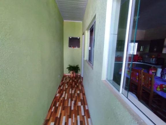 Imagem Sobrado para Venda em São José dos Pinhais, Ipê, 1 dormitório, 2 banheiros, 4 vagas