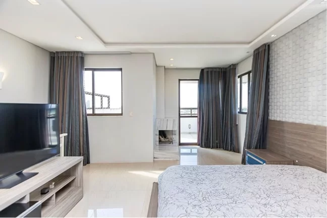 Imagem Cobertura Duplex para Venda em Curitiba, Cristo Rei, 2 dormitórios, 1 suíte, 3 banheiros, 2 vagas