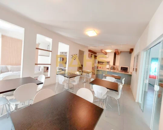 Imagem Encantador apartamento semi-mobiliado em uma das localizações mais queridinhas do bairro Floresta!...