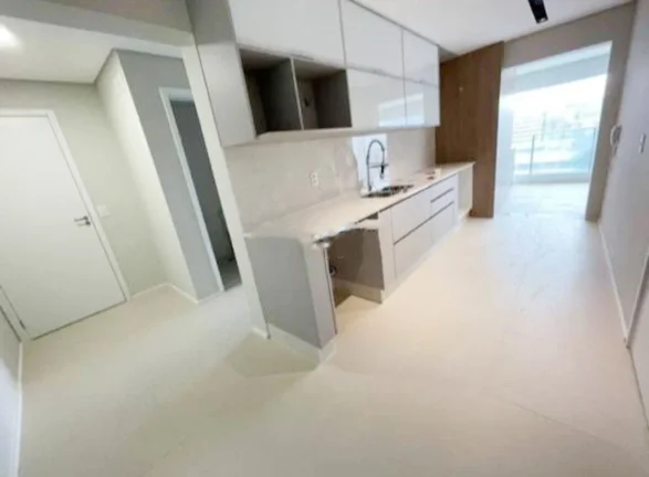 Imagem Apartamento 130M², 3Q, 3 Suítes, 4 Banheiros, 2 Vagas, Piscina Climatizada, Infantil e Raia de 25M, Sauna, Salão de Festas e Jogos, Churrasqueira.