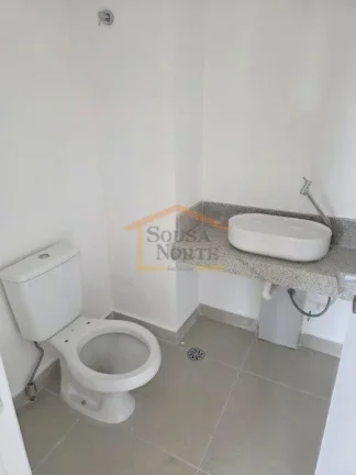 Imagem A planta bem distribuída conta com 3 suítes, 2 salas e uma cozinha integrada, proporcionando ampla...