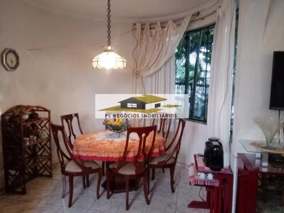 Imagem Sobrado triplex com 465m2 no Jd da Gloria