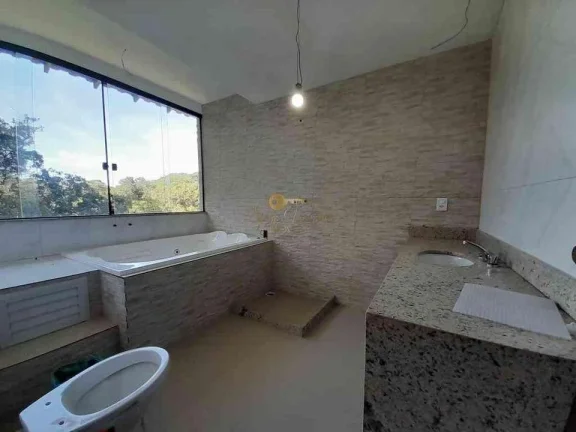 Imagem Casa em Condomínio para Venda em Teresópolis / RJ no bairro Três Córregos
