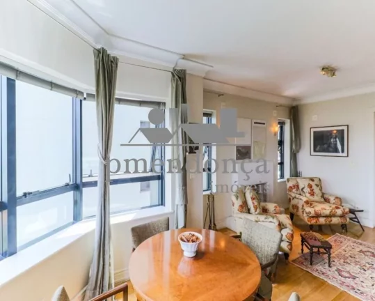 Imagem Apartamento de alto padrão em rua muito cobiçada na Vila Madalena.