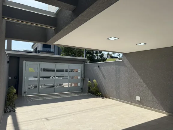Imagem Casa Top com 4 Garagens, Vista para Mata e Salão de Festas