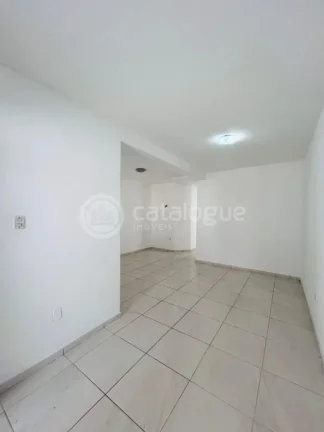 Imagem Excelente Casa em Lagoa Nova - Localização Estratégica e Amplo Espaço!