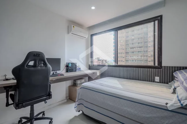 Imagem Apartamento Reformado | 3 Quartos | 136m² | Vista Mar – Barra da Tijuca