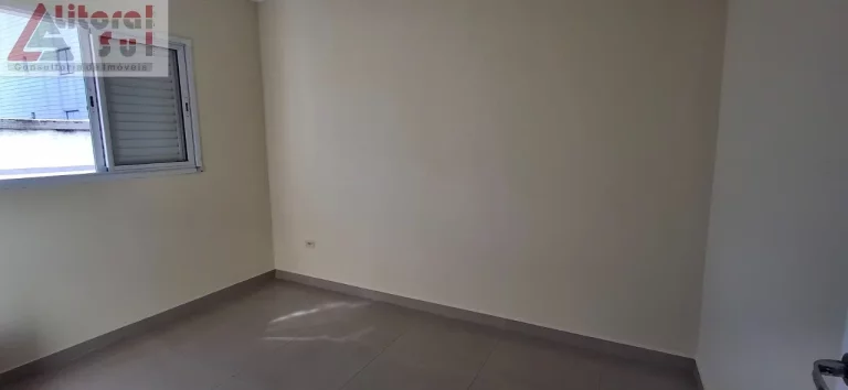 Imagem Imperdível oportunidade! Apartamento à venda em Praia Grande-SP, bairro Ocian: 3 quartos, 1 suíte, 1 sala, 2 banheiros, 1 vaga, 110m².