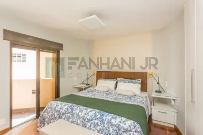 Imagem Apartamento de luxo no Jardim Paulista, SP: 3 quartos, 3 suítes, 3 salas, 5 banheiros, 2 vagas de garagem, 224m². Venha conferir!