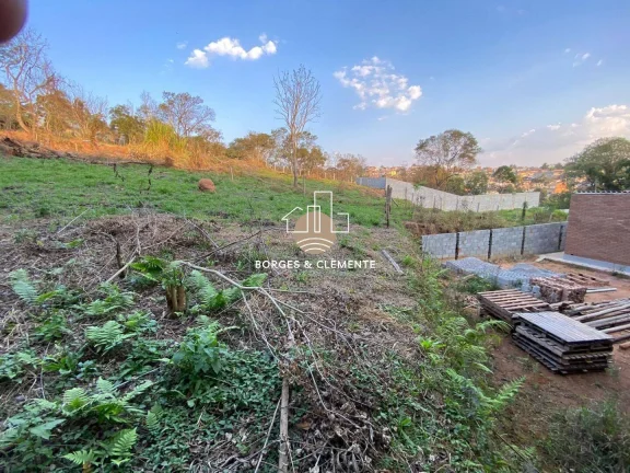 Imagem Terreno Plano de 415m² no Jardim Paulista em Atibaia - Oportunidade Única