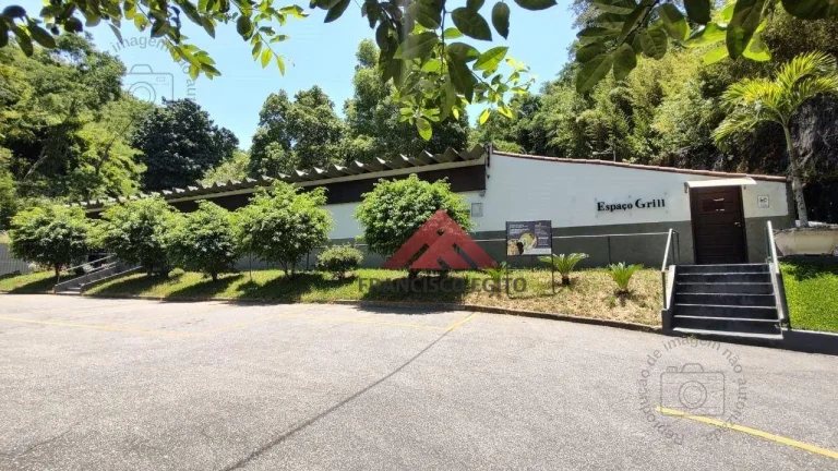 Imagem artamento em santa rosa com otima localização,vista para mata(verde)acorde com passaros cantando em sua janela.colado ao super mercado Real,a 800metro