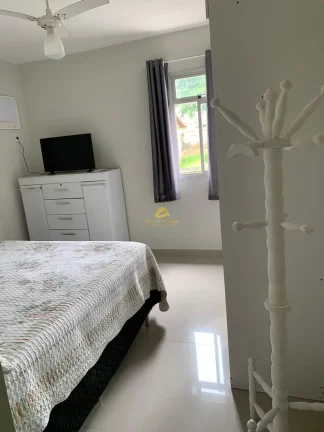Imagem Oportunidade de Investimento e Moradia: Apartamento de 3 Quartos no Coração de Guarapari
Apresenta...