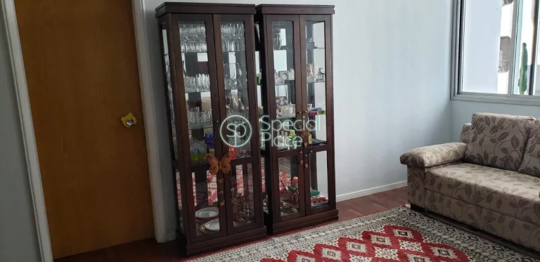 Imagem 127 metros 3 dormitórios 1 suíte dormitório de empregada e banheiro Piscina Quadra Salão de fest...