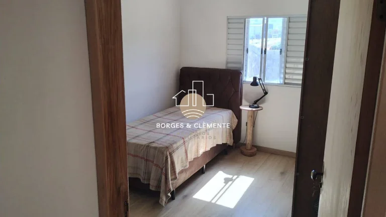 Imagem Casa com Suíte e Quintal Amplo de 384m² no Serras de Atibaia I