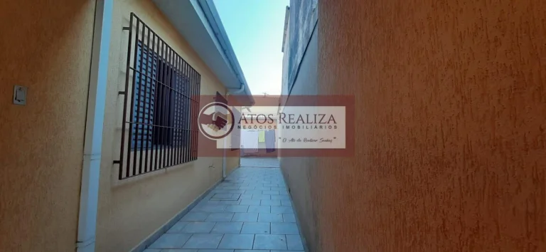 Imagem Vendo lindo assobradada em Jordanópolis região da Cidade Dutra. Vendo Assobradada de 255m² sendo 3 dormitórios, cozinha, quintal nos fundos com com forno de pizza e Churrasqueira e quarto e banheiro, quintal na frente, mais um cômodo, 2 vagas cobertas, co