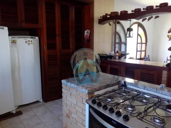 Imagem Casa de Luxo à Venda em Ubatuba-SP, Bairro Lázaro: 5 Quartos, 4 Suítes, 292m² - Imperdível!