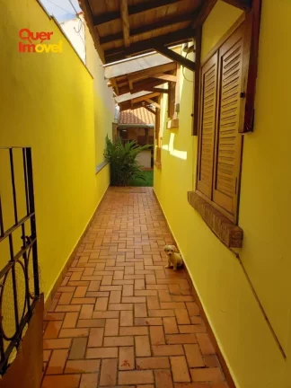 Imagem Espetacular casa à venda em Ribeirão Preto-SP, Parque Residencial Cândido Portinari: 3 quartos, 1 suíte, 3 banheiros, 4 vagas, 226m². Imperdível! Quer Imóvel Negócios Imobiliários