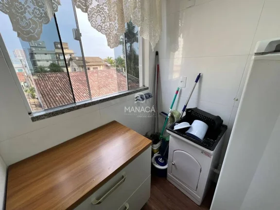 Imagem Apartamento vista mar, mobiliado, 3 quartos sendo 1 suíte, garagem coberta