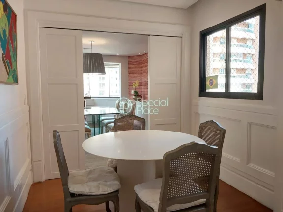 Imagem Area 217m2 Living com 3 ambientes Lareira Sala de jantar Varanda Lavabo 03 quartos 02 suites Cozinha...