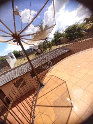 Imagem Casa com 3 dormitórios para alugar por R$ 3.900,00/mês - Setor Central - Itumbiara/GO