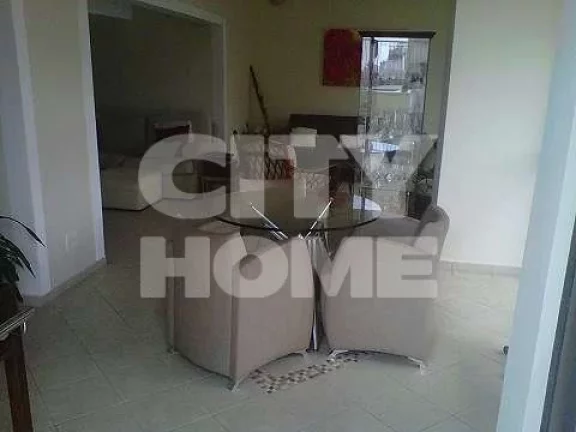 Imagem Cobertura com 380m² na Vila Nova Conceição. Amplo living em madeira tábuas de ipê em "L" para 0...