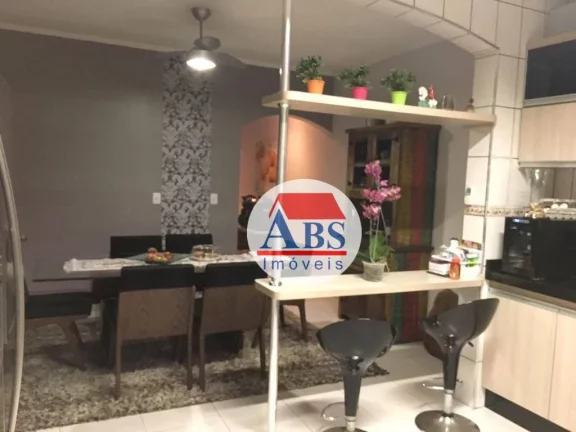 Imagem Sobrado com 3 dormitórios à venda, 368 m² por R$ 689.000,00 - Vila Ponte Nova - Cubatão/SP