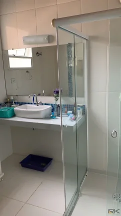 Imagem CASA NO BAIRRO DO ITAGUÁ COM 5 DORMITÓRIOS SENDO 2 SUÍTES,2 BANHEIROS SOCIAL,VARANDA COM CHURRASQUEIRA
