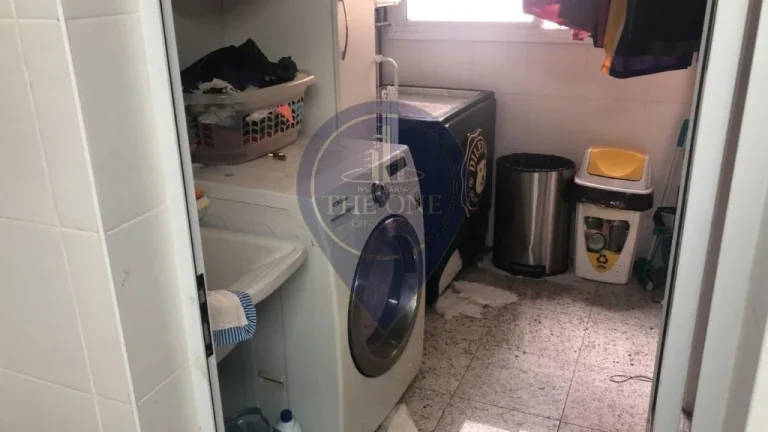 Imagem Apartamento à venda em São Paulo - Aclimação, com 3 suítes, 3 salas e 3 vagas de garagem! Venha conferir!